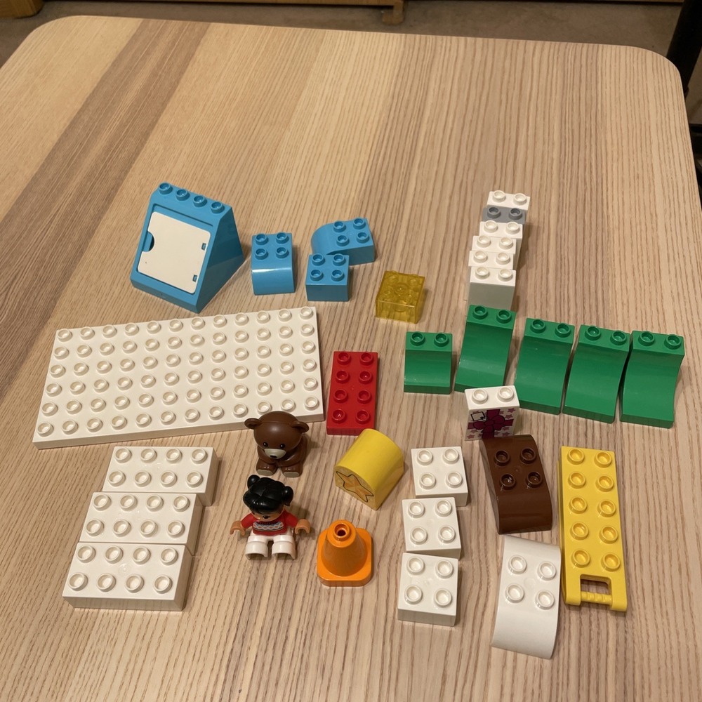 Lot Of Duplo Lego Blocks 32 Pieces